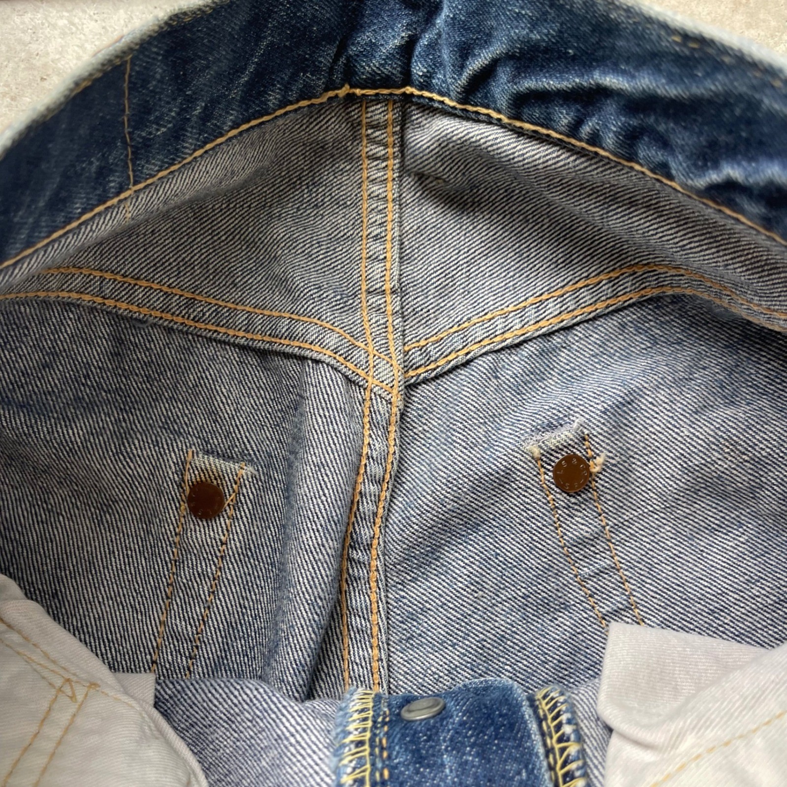 Vintage Levis 501 Big E Selvedge Denim Shorts Indigo Hidden Rivet High Waist 27