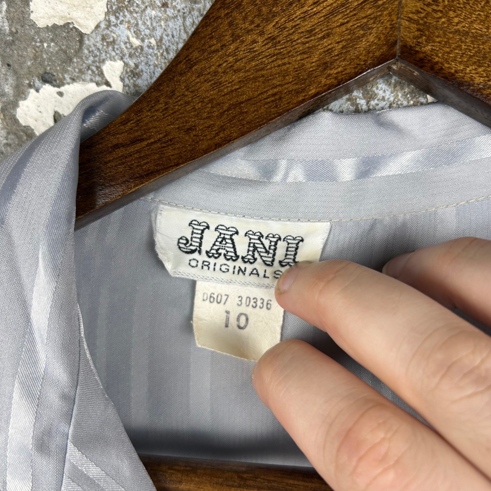 Jani Originals Vintage 80s Striped Long Sleeve Blouse Light Blue Grey Size 10