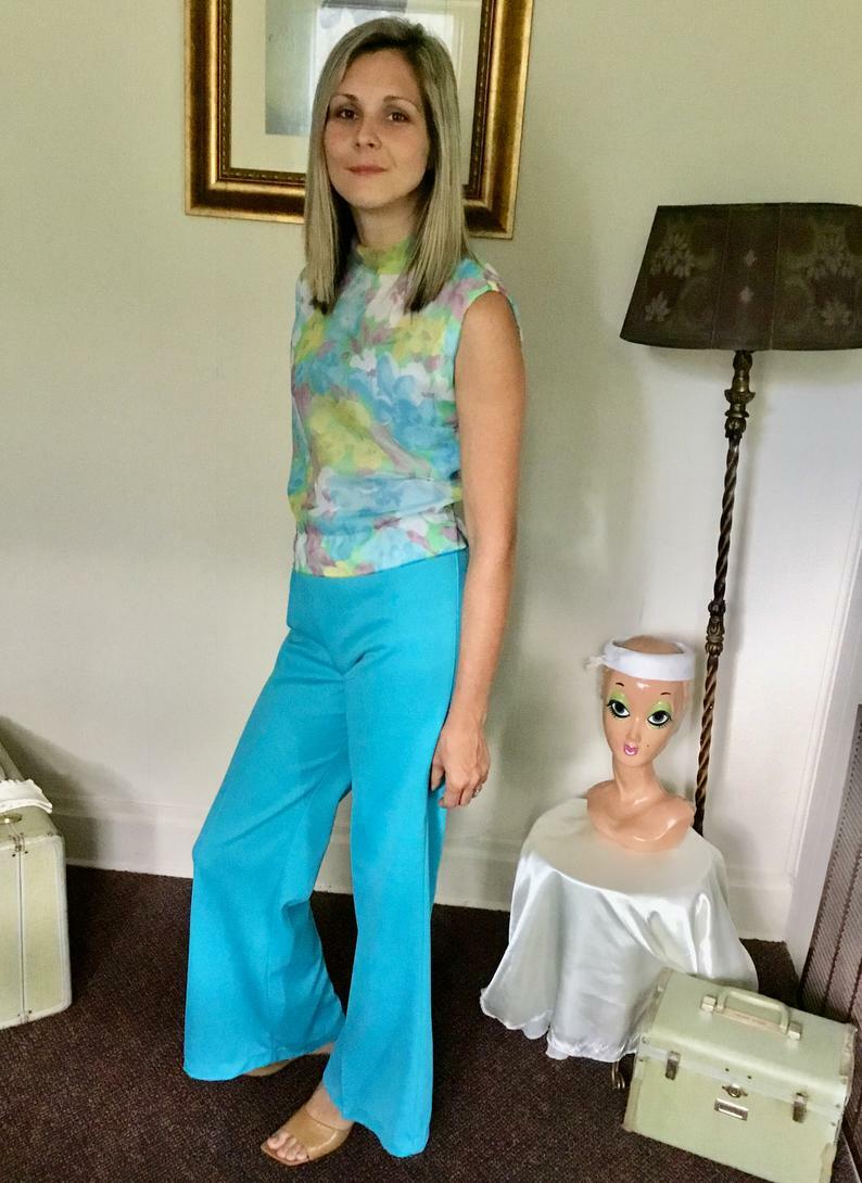 50’s Vintage Pastel Multi-Color Mod Sleeveless Back Button “Jane Holly” Blouse