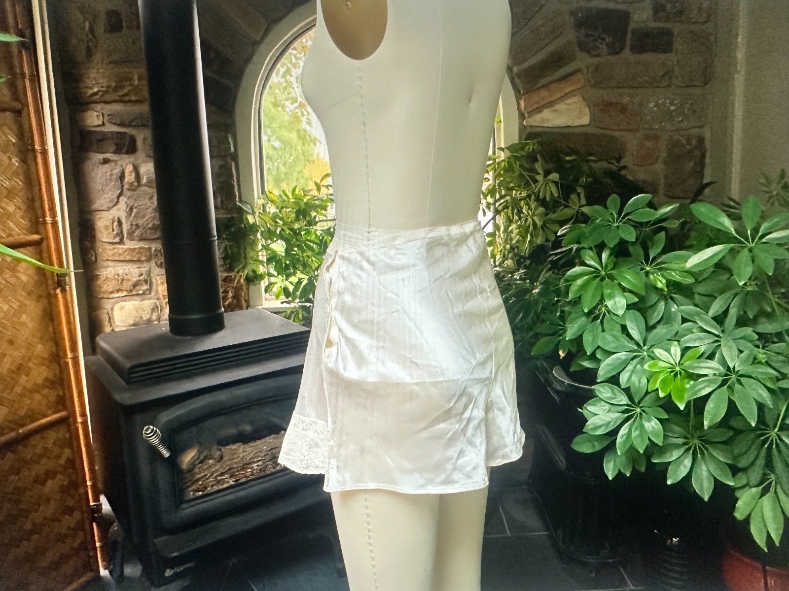 Vintage 1930s Silky Ivory Satin Rayon and Lace Step Ins Side Button Tap Pants