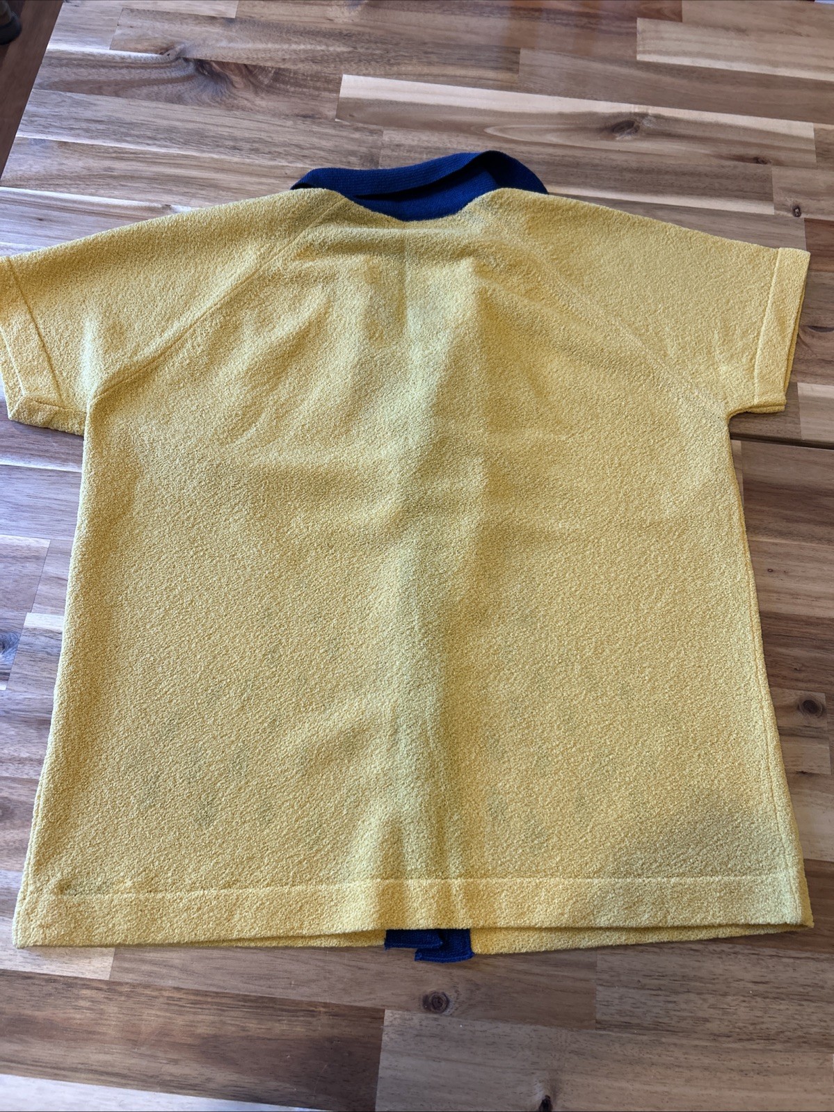 Vtg Talbott Traveler Women’s Two Piece Top & Skirt – Yellow W/ Navy Blue Drops