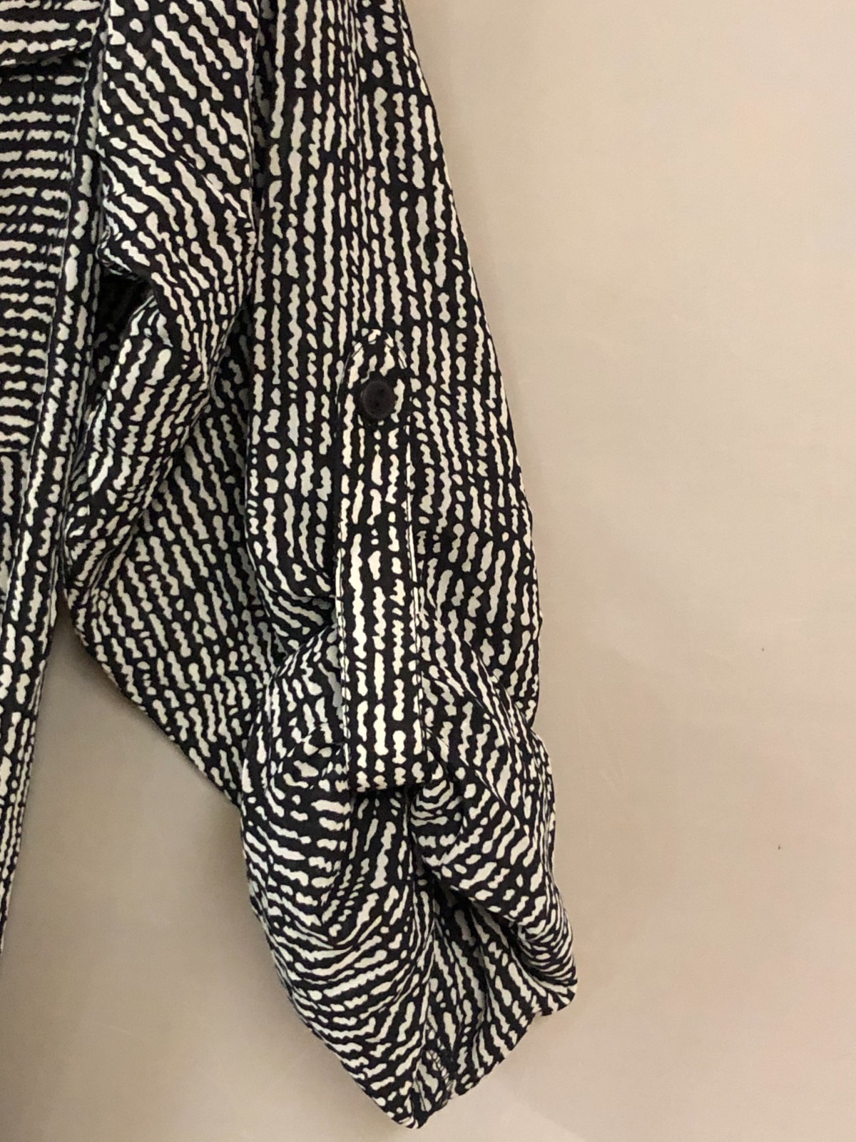 Vtg Samantha Stevens Size 8 Shirt Dress Black & White Abstract Wavy Stripes Belt