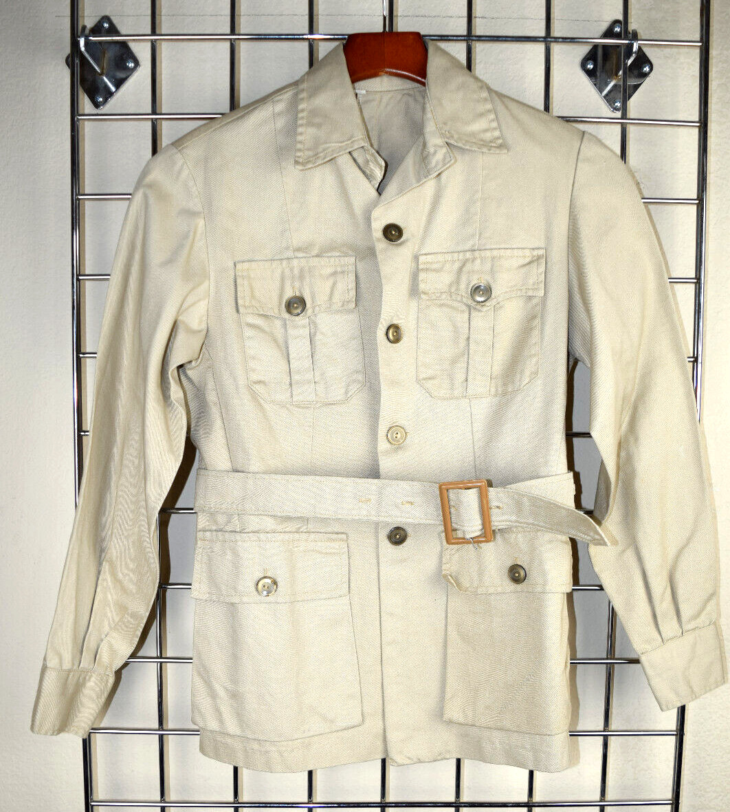 Vintag Safari Shirt Jacket Size XS/S 50s 60s Khaki 4 Pocket Belted Shirt Jacket