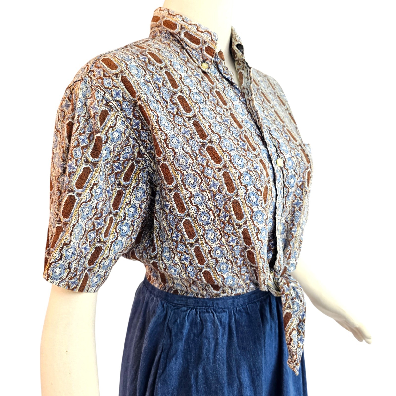 Vintage 1970s Blue Brown Pattern Short Sleeve Button Down Collared Retro Disco