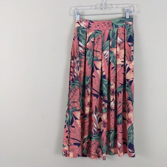 Vintage tropical print 100% rayon skirt Lee David ltd size 6 coral pink floral