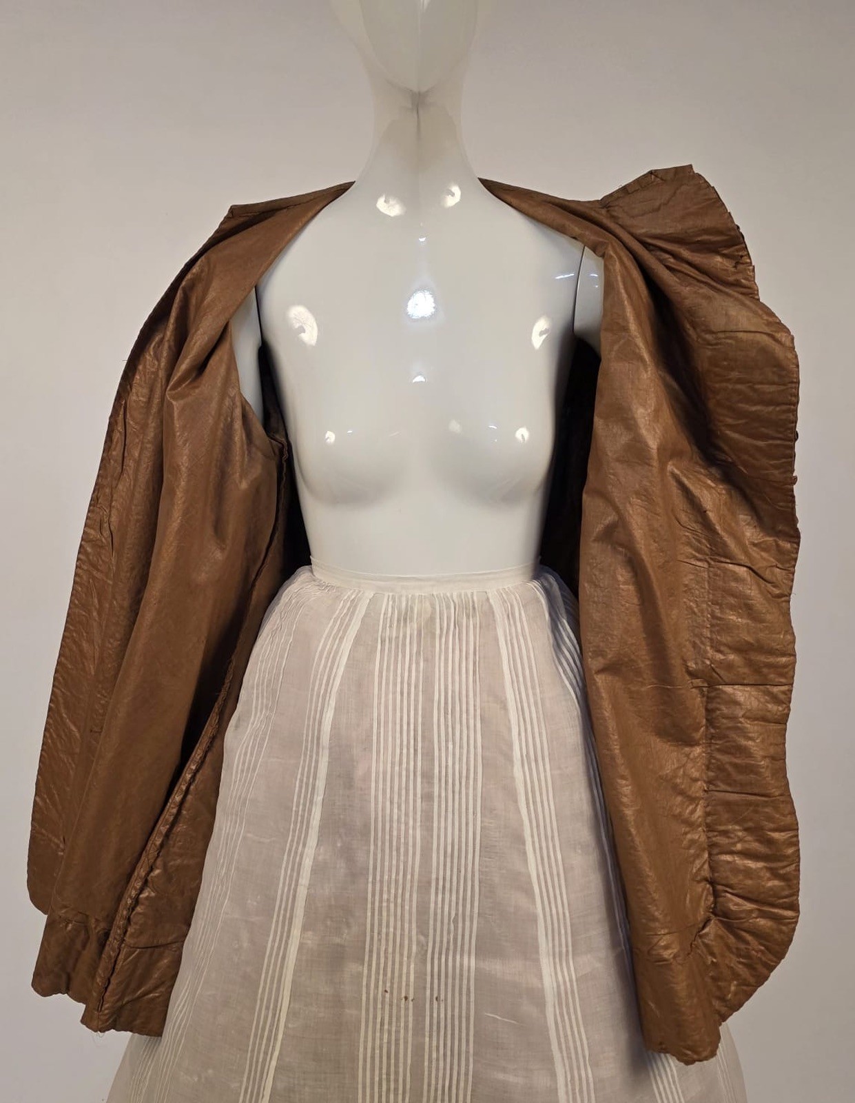POST CIVIL WAR 1860’S BROWN JACKET W RUFFLED EDGING