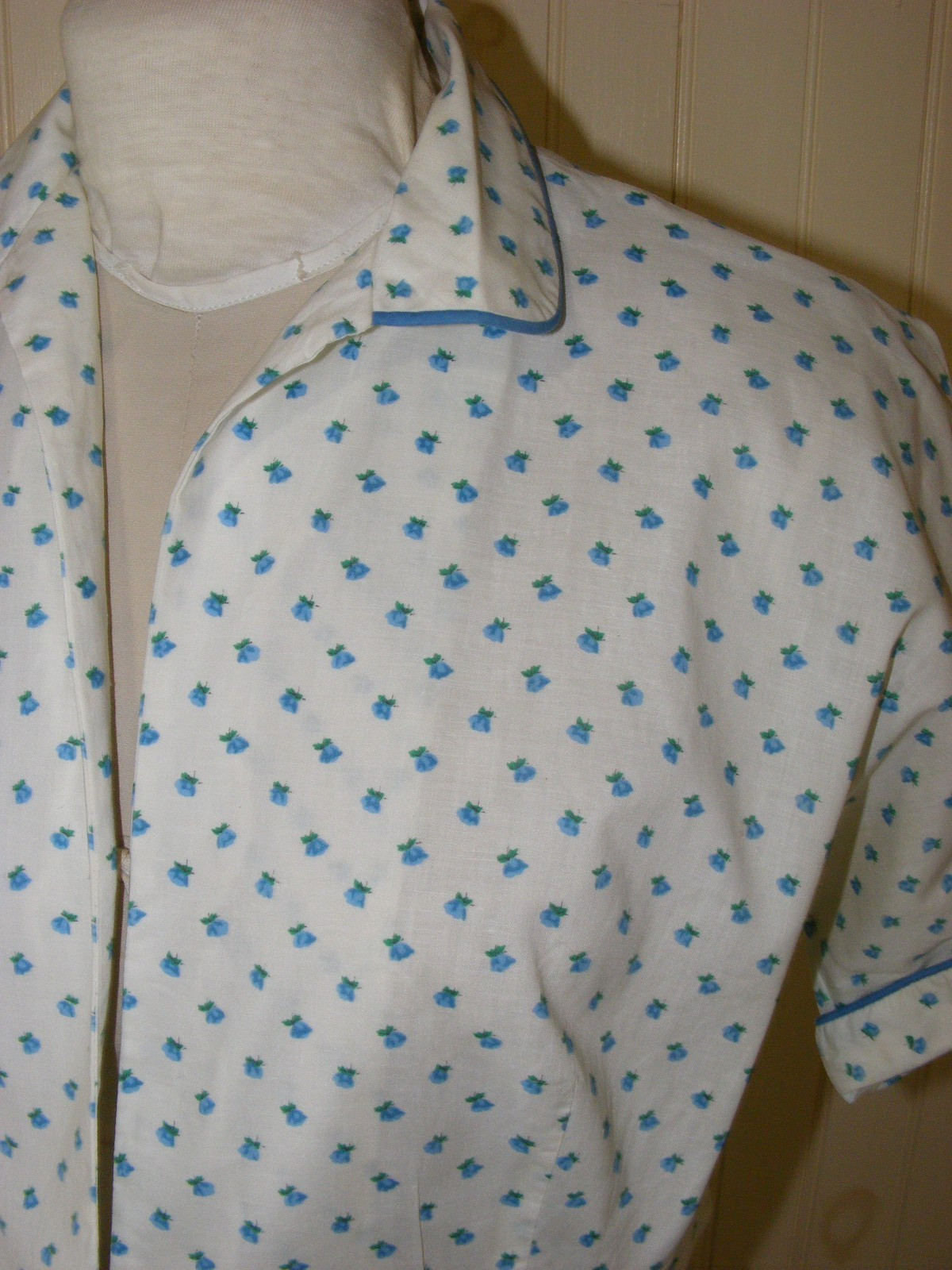 1950s BOLERO JACKET GLORIA SWANSON BY FOREVER YOUNG COTTON DRESS COVER BLUE ROSE