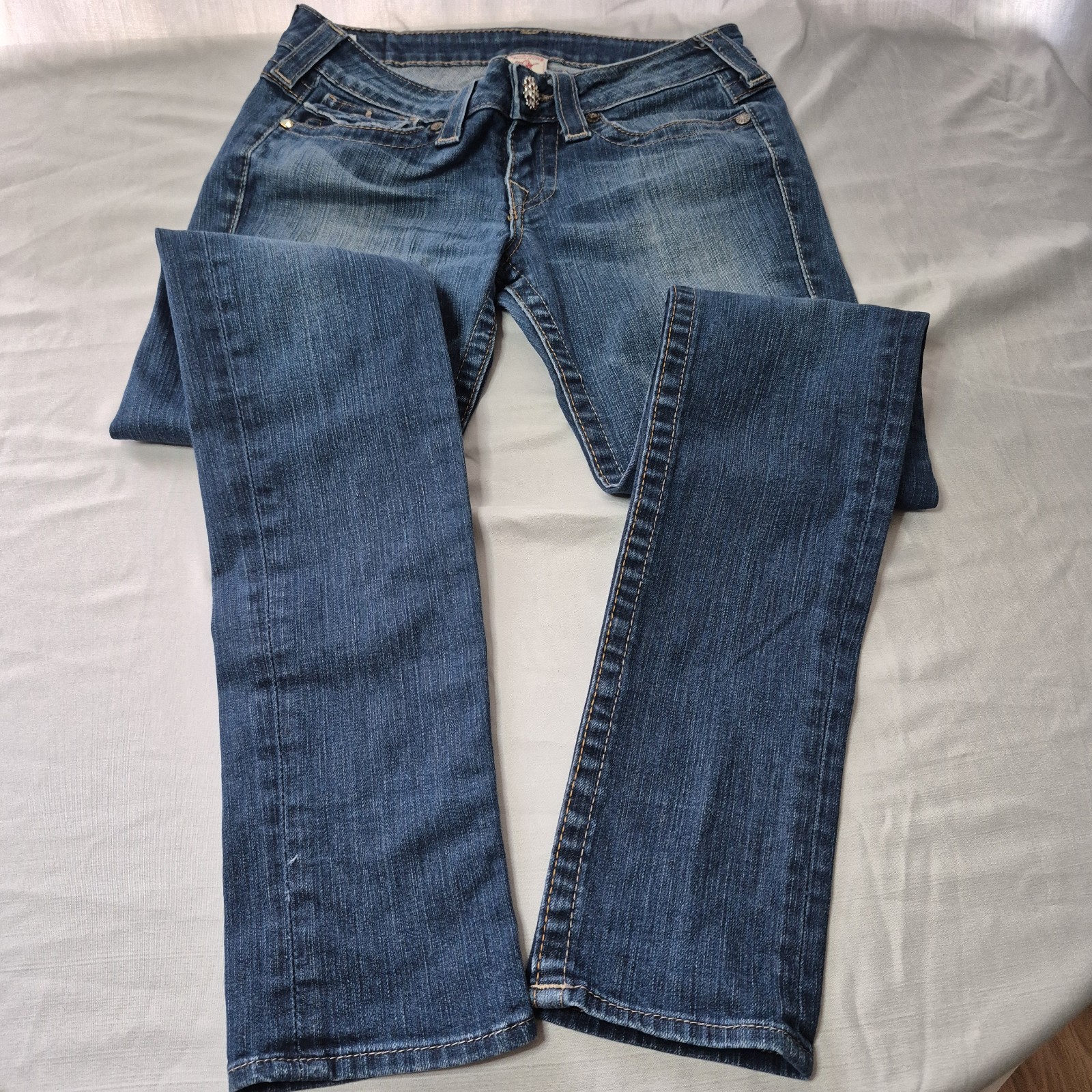 The True Religion Y2K womens 28×39 Becky Reclaimed Bootcut Dark Wash Jeans