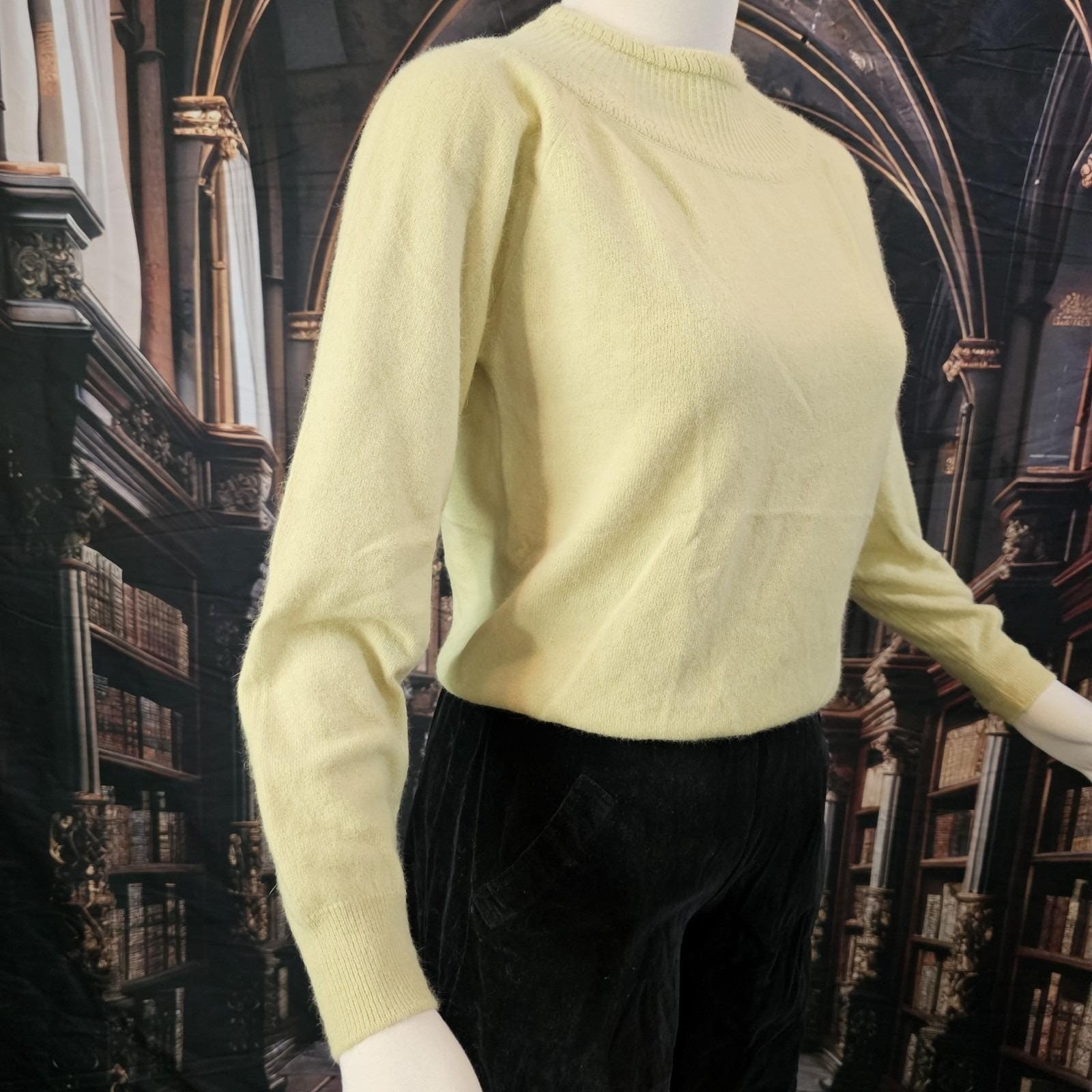 Vintage 1960’s Sweater Pullover Citron Green Yellow Garland Dreamspun Knit 60s