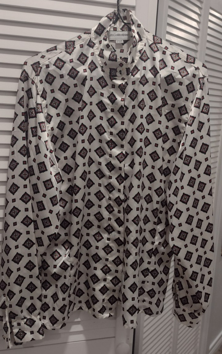 VTG JH COLLECTIBLES White Blouse 8 GUC Black Red Diamond Foulard Long Sleeve