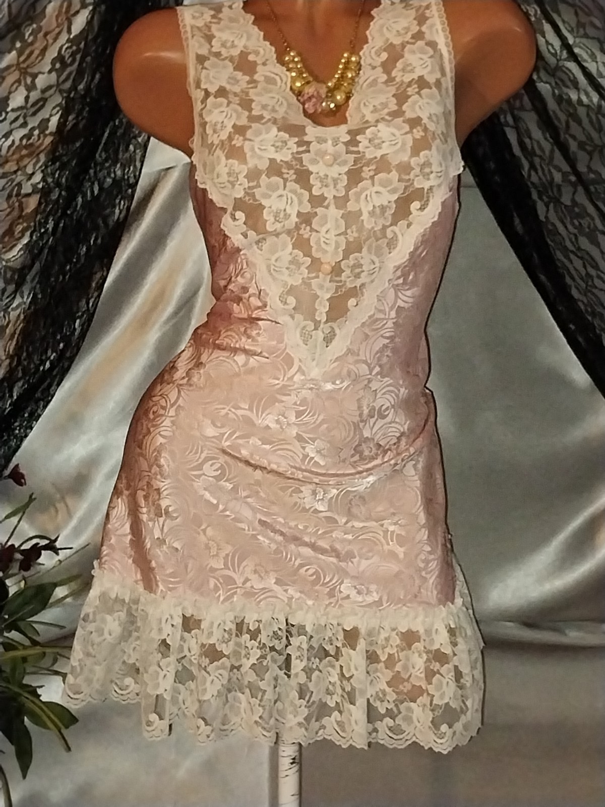 VTG SATIN Coquette Shabby Chic Romantic Hippie Gypsy Boho Slip Dress Babydoll M