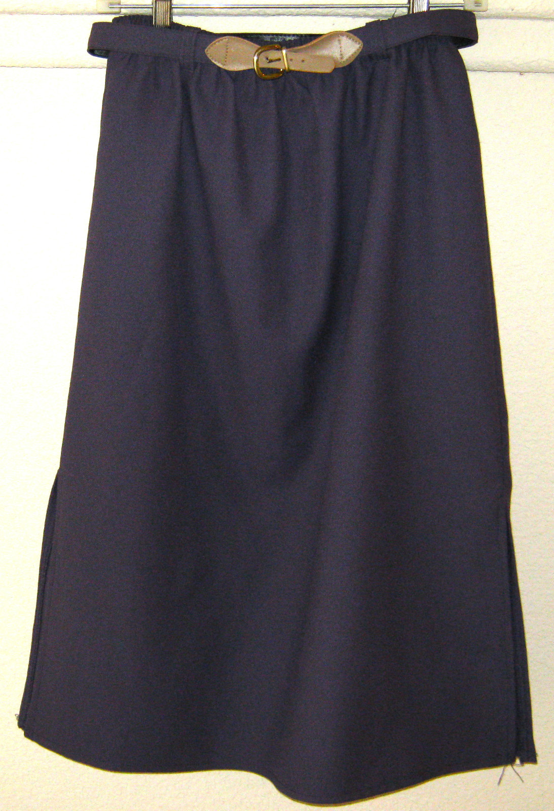 Vintage nice leather & fabric belted designer skirt Great to wear Anytime! Sz L
