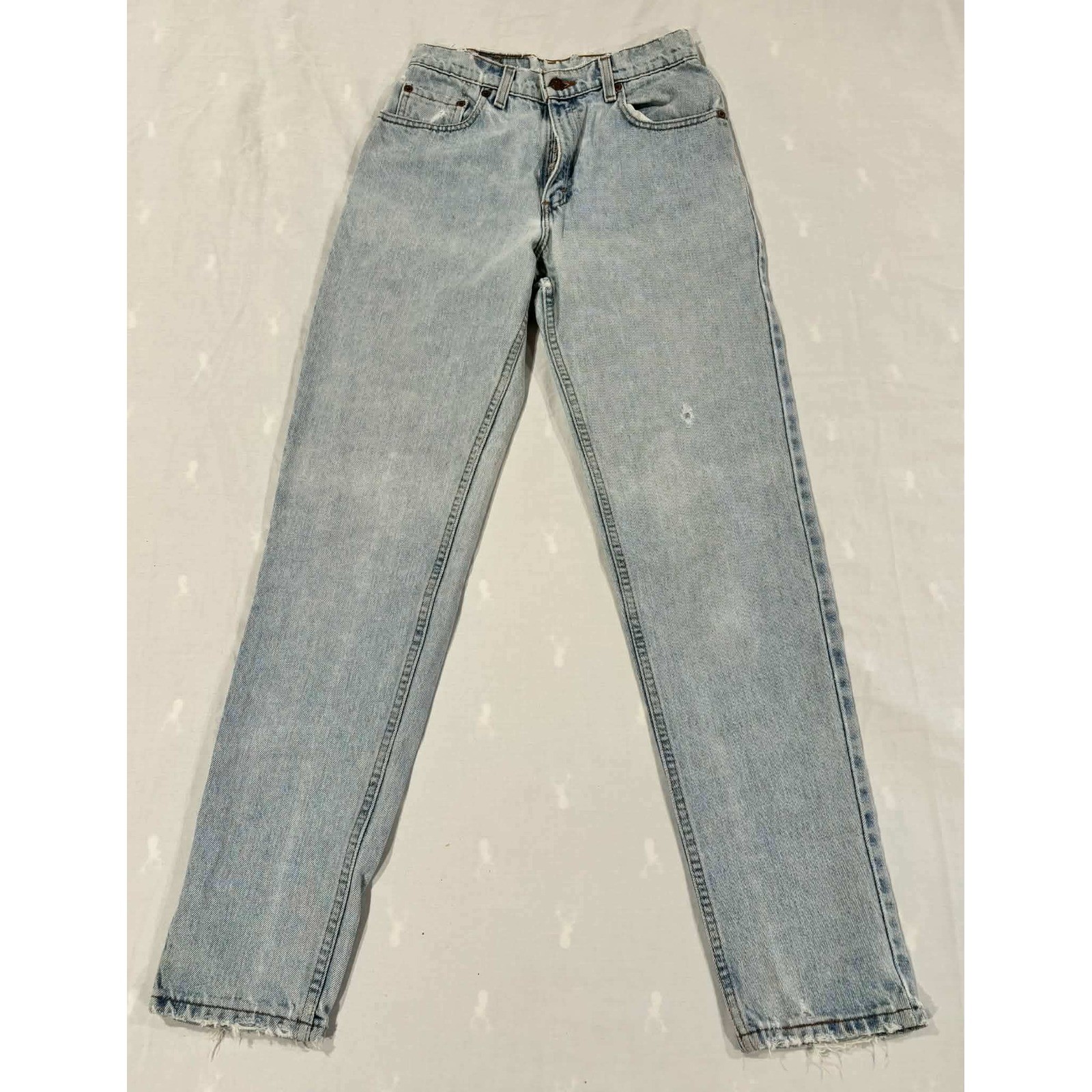 Vintage Levis 550 Relaxed Fit Tapered Leg Jeans Light Wash Made in USA 7 JR L