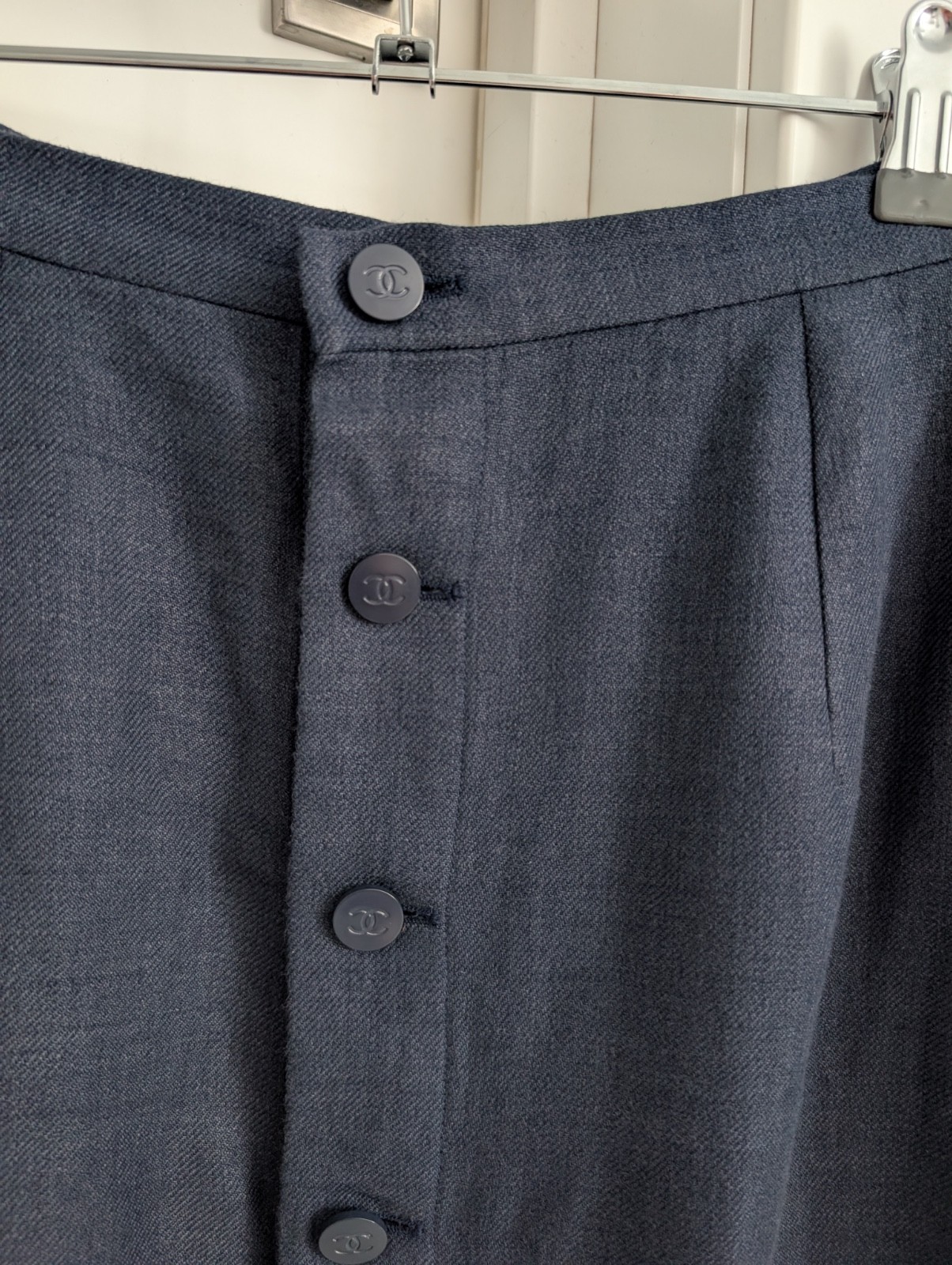 Chanel CC Button Front 98C Linen Wool Navy Blue Straight Pencil Midi Skirt 42 S