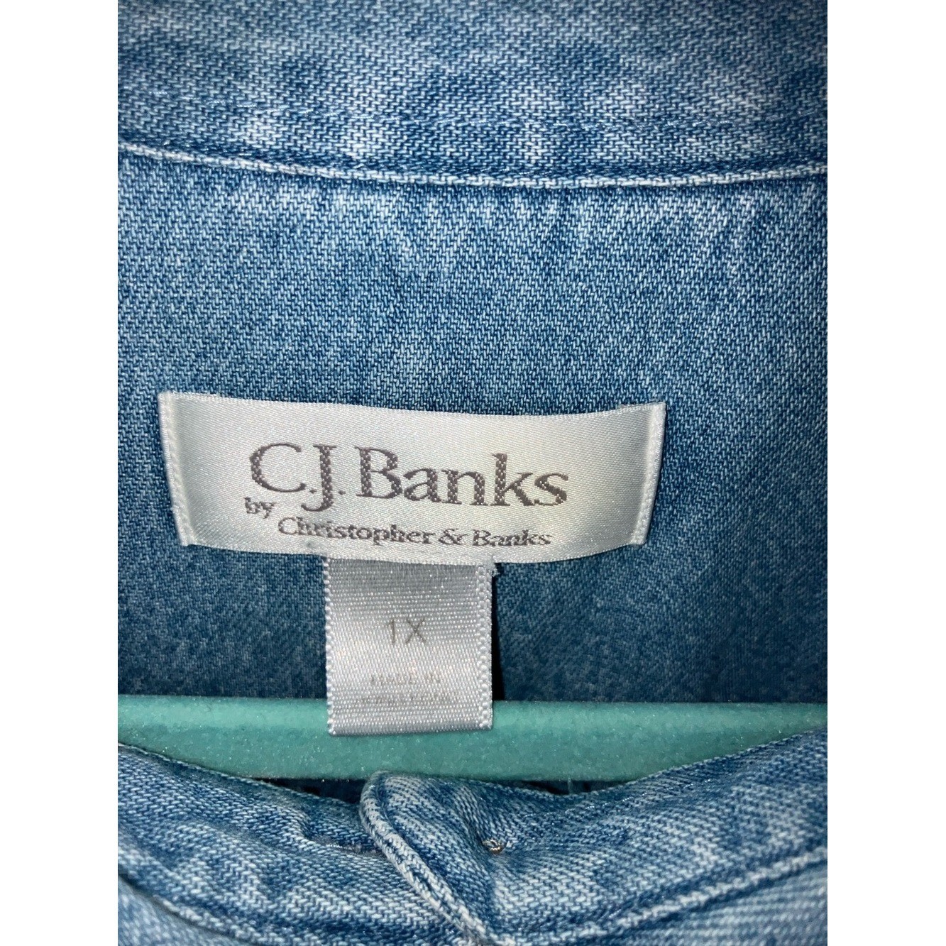 Vtg CJ Banks Light Wash Denim Button-Up Shirt with Snowman Embroidery 1X
