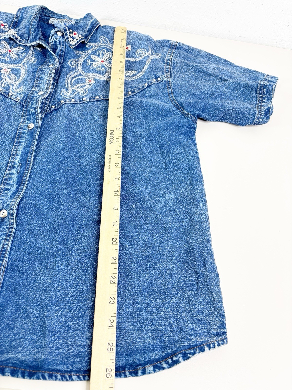 VTG Pretty Bleu Large Beaded Denim Button Shirt & Mom Jeans (26×26) Set GUC