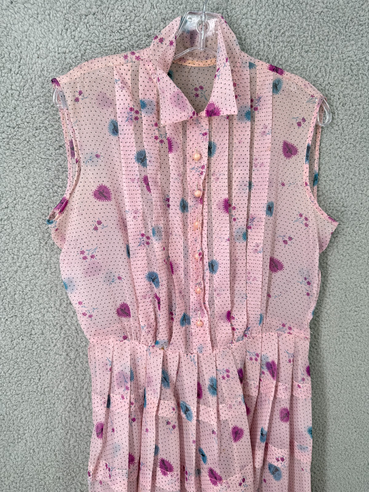Vintage 30’s Shirt Dress Size M Button Front Casual Sheer Heart Motif Collared