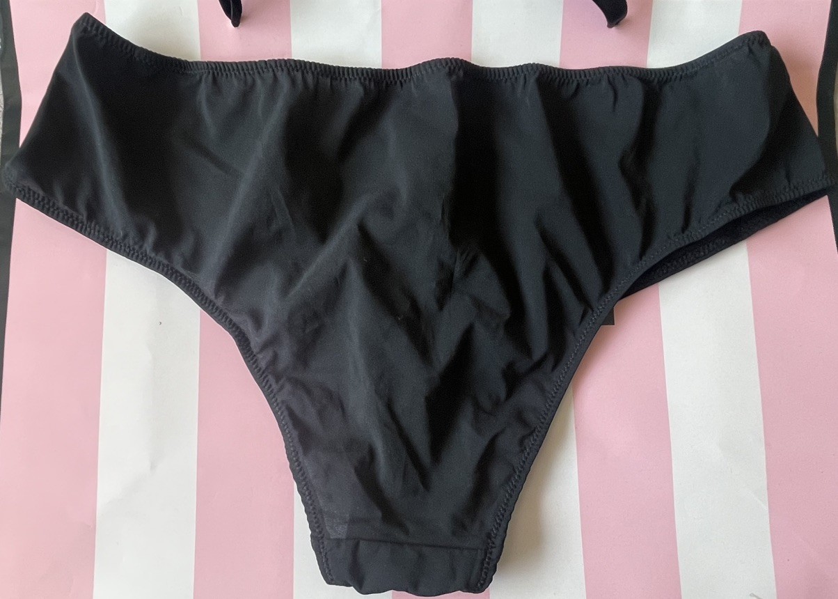 NWT VTG 2009 Victoria’s Secret Hiphugger, Ruffled BLOOMERS – Black / Large