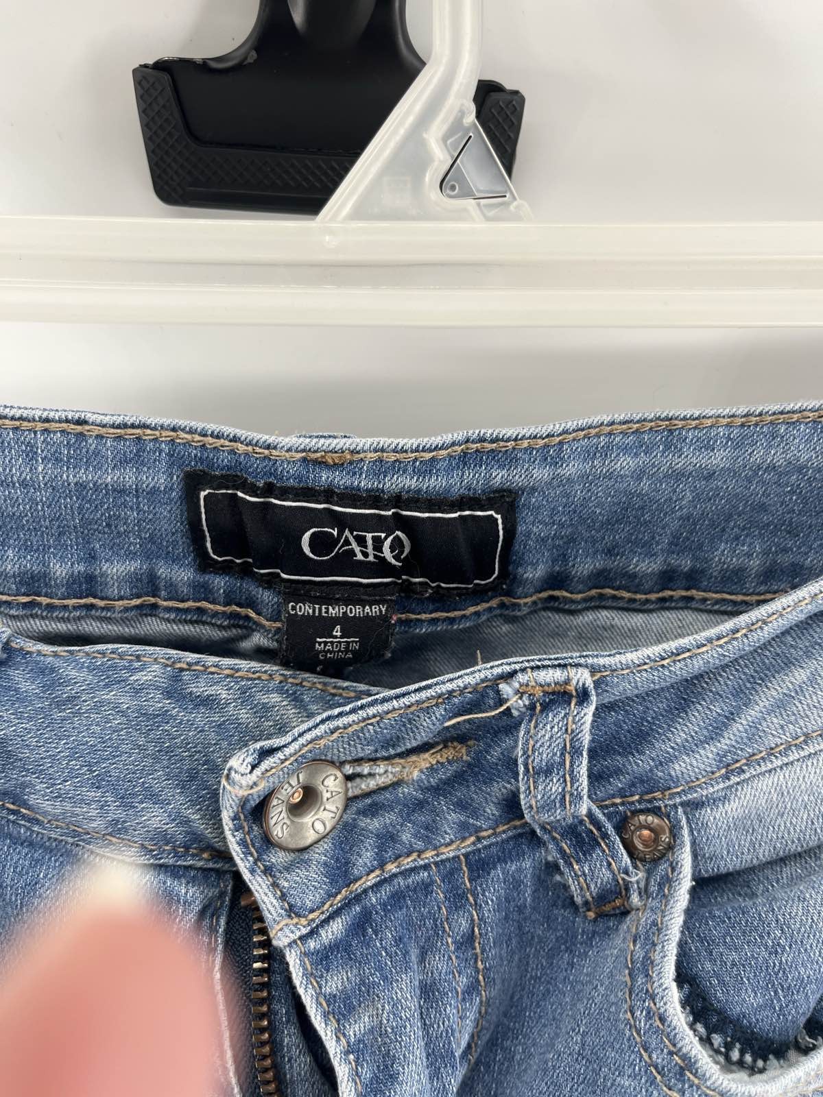 Cato Women’s Blue Distressed Ripped Ankle Skinny Jeans Sz 4