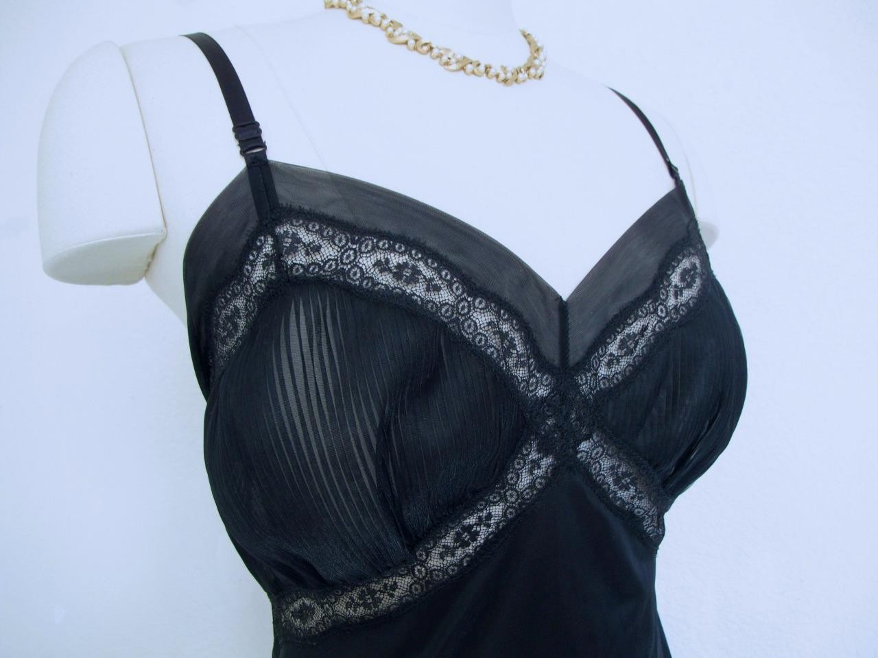 Vintage Youth Form Black Nylon Opaque Full Slip 36 Chiffon Crystal Pleats Ruffle