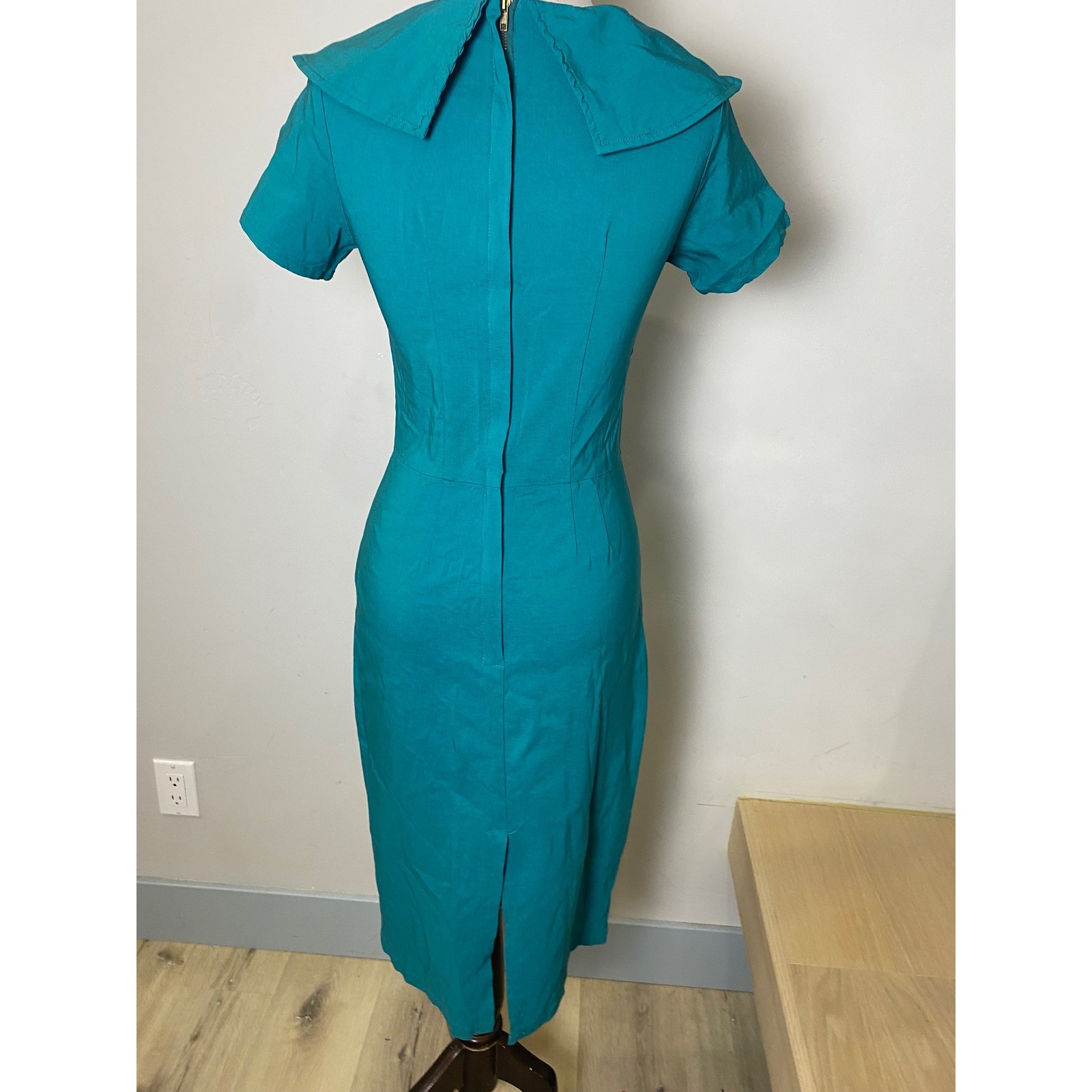 Bettie Page Las Vegas Vintage 60s Style Teal Wiggle Pencil Dress Turquoise S