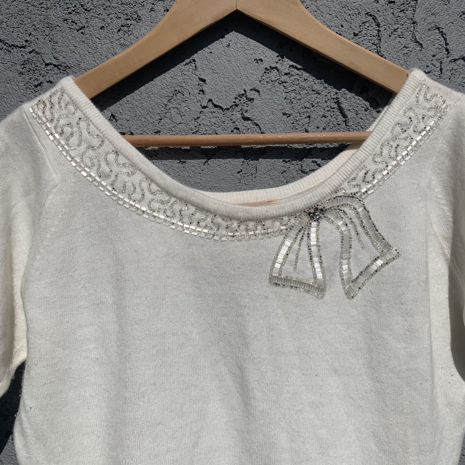 Vintage 50s 60s Beaded Rhinestone Bow Knit Sweater Top