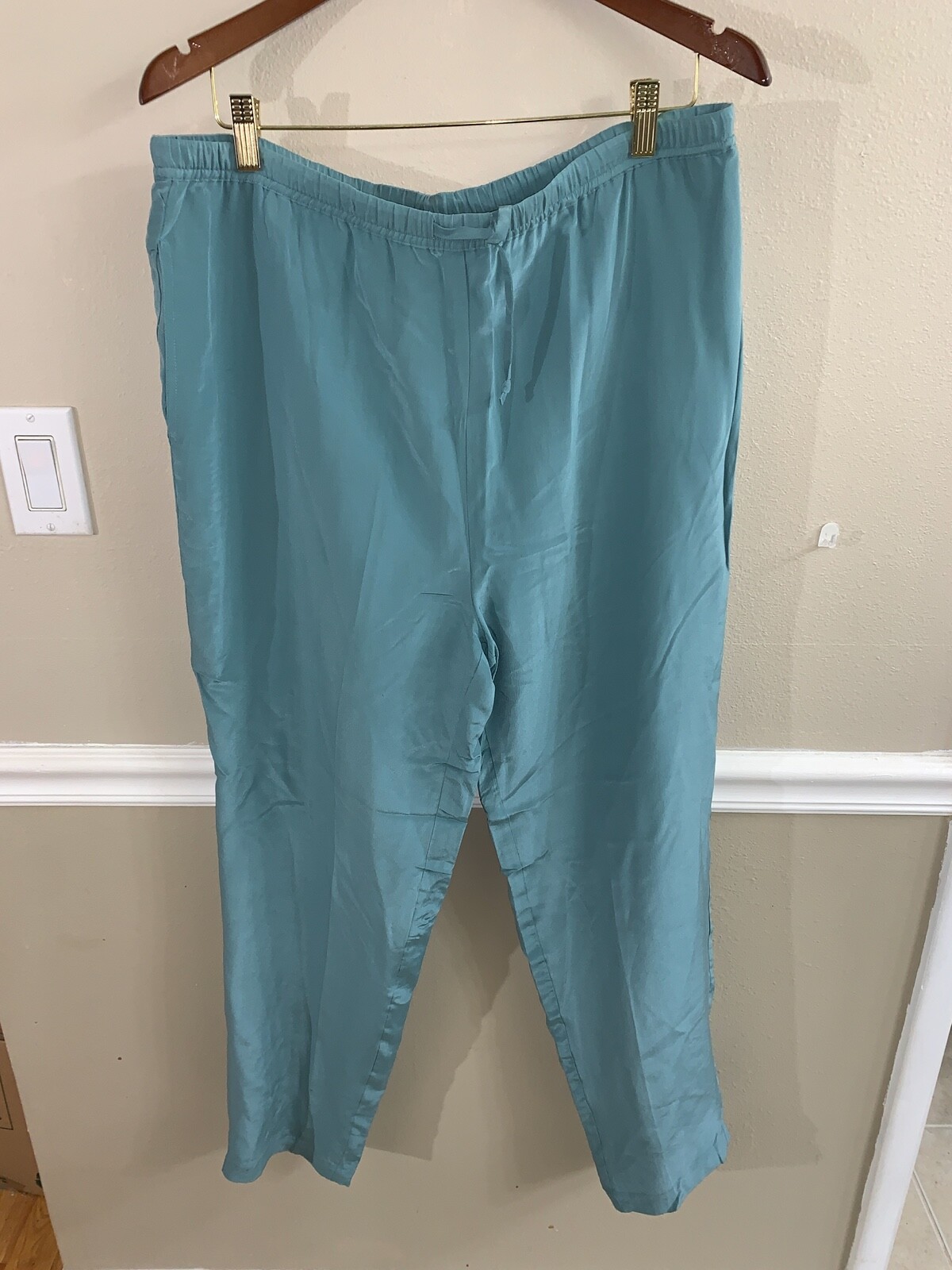 Vintage Mureli Mom Pants Sz M 100% Silk Tapered Leg Pleat High Waist 80s 90s