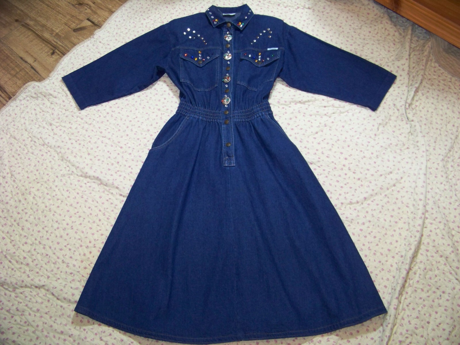 Women s Vintage Dreams Embellished Denim Dress – M (see Measurements)