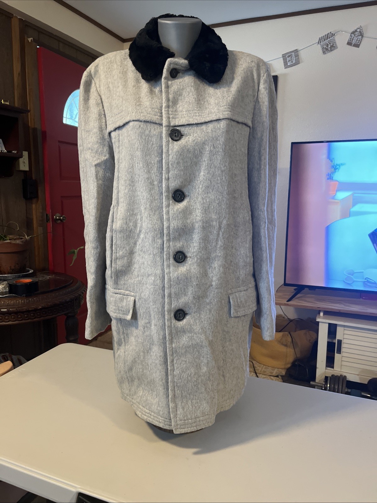 New W/Tags 1960s Borg Coat Acrilan Faux Fur Women’s Size 12 42 Chest Made In USA