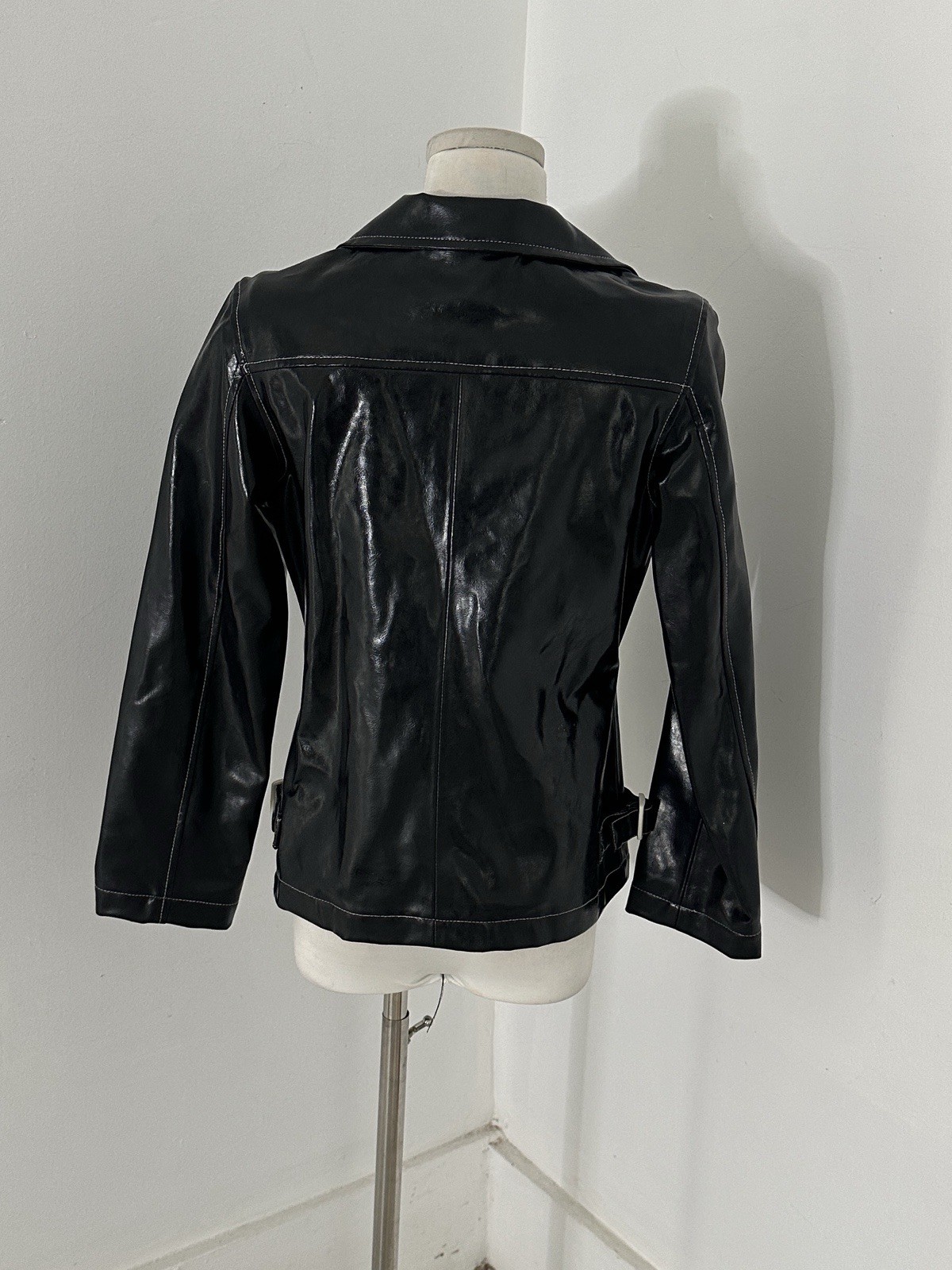 Vintage Y2K Does 60s Mod Liquid Look Patent Vegan Leather Limited Too Jacket