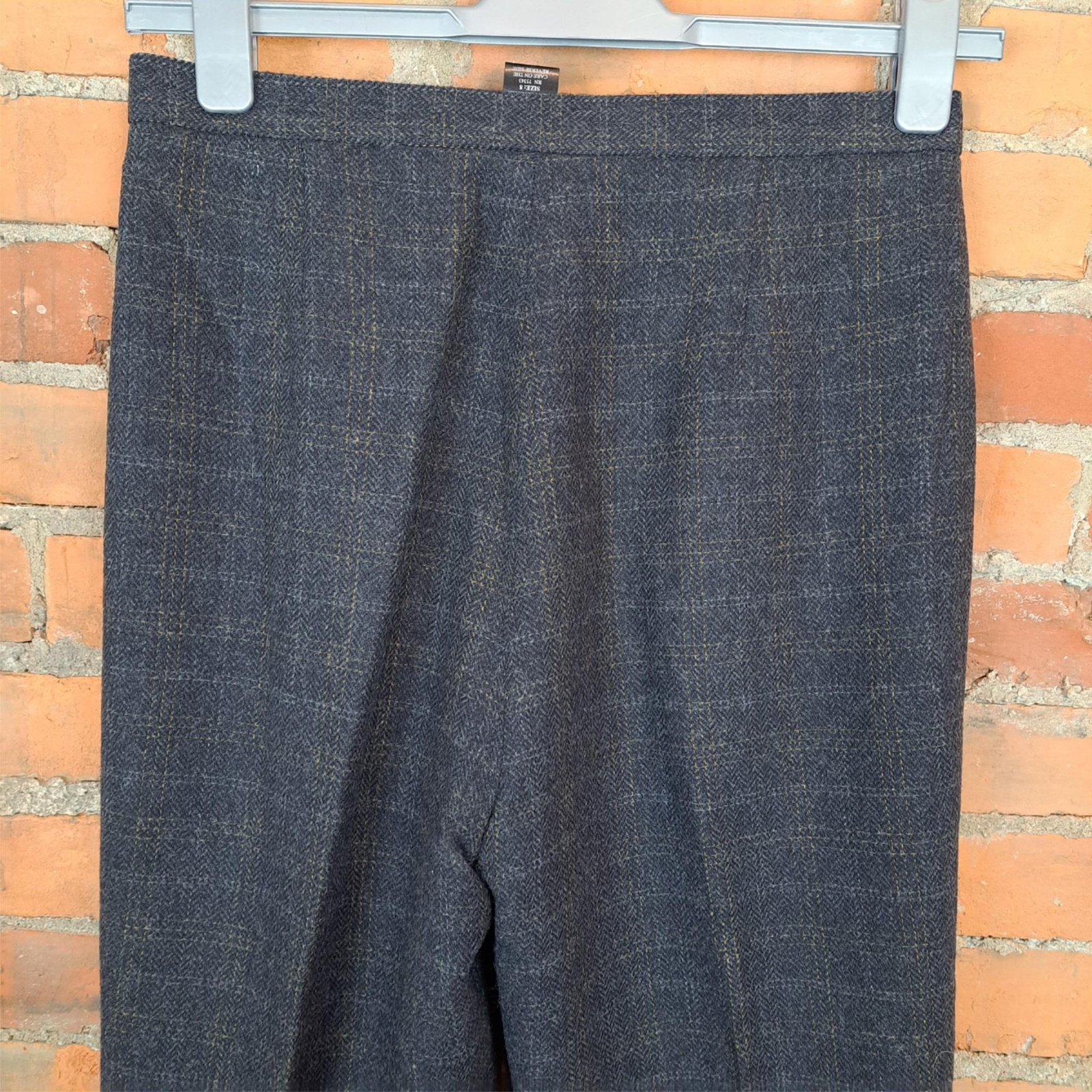 Willie Smith Womens Pants Gray Wool Gold Pinstripes Made in Italy Lined Size 8