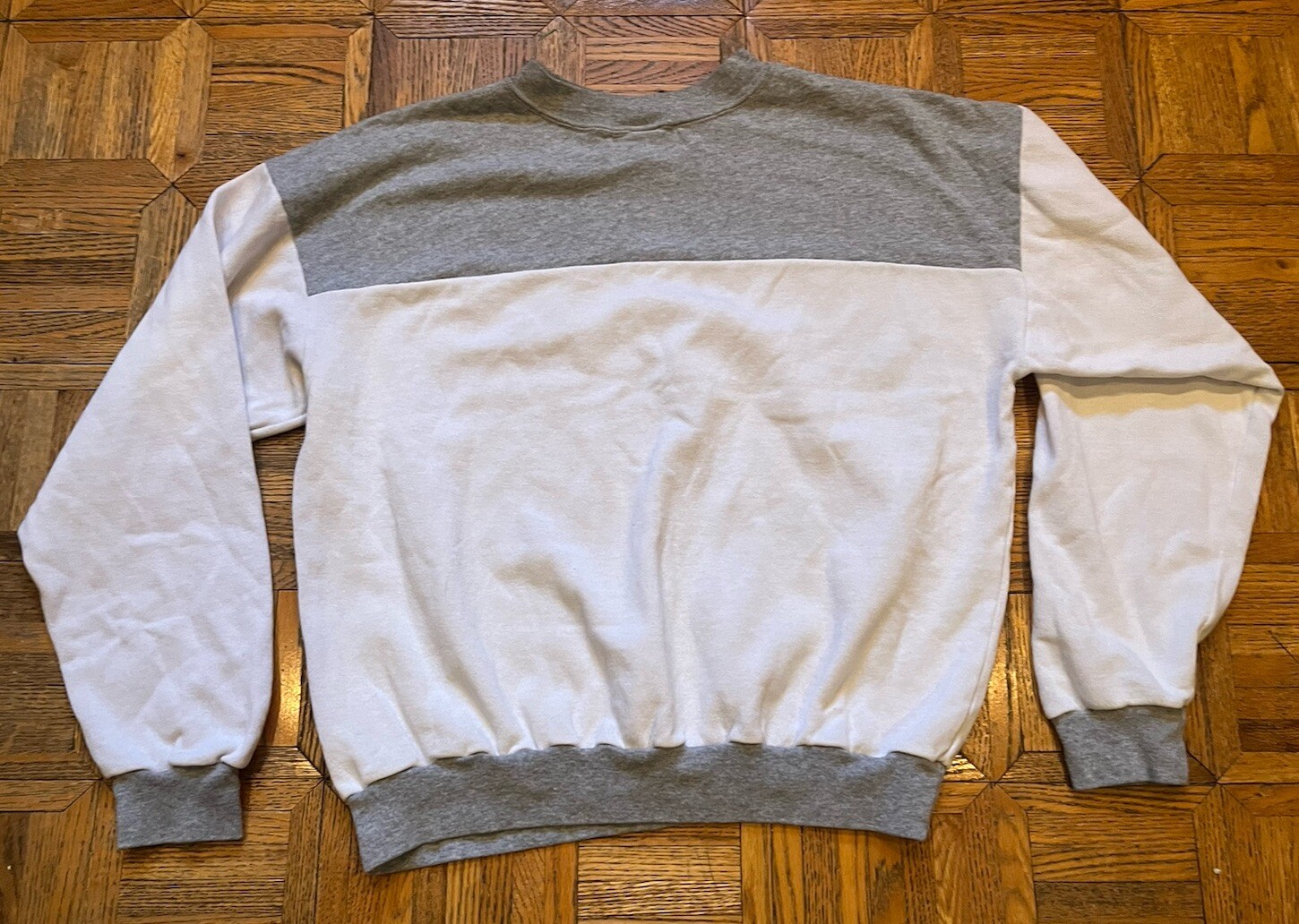 Vintage 90’s Pinwheels Women L Sweatshirt Mediterranean Fleet Royal Navy USA