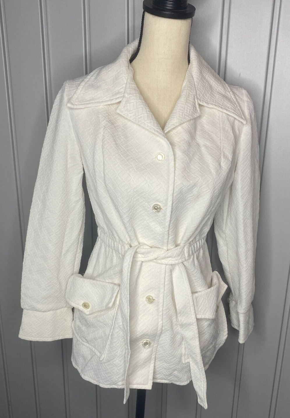 Vintage 1970s Double Knit Polyester Jacket Women Sz Large White Button Tie Close