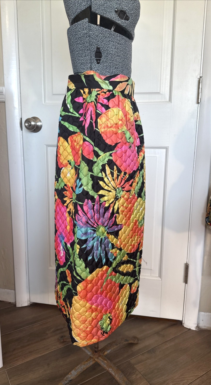 Vintage 1960s Womens Long Quilted Skirt Neon Flower Power Bonwit Teller XXS XS