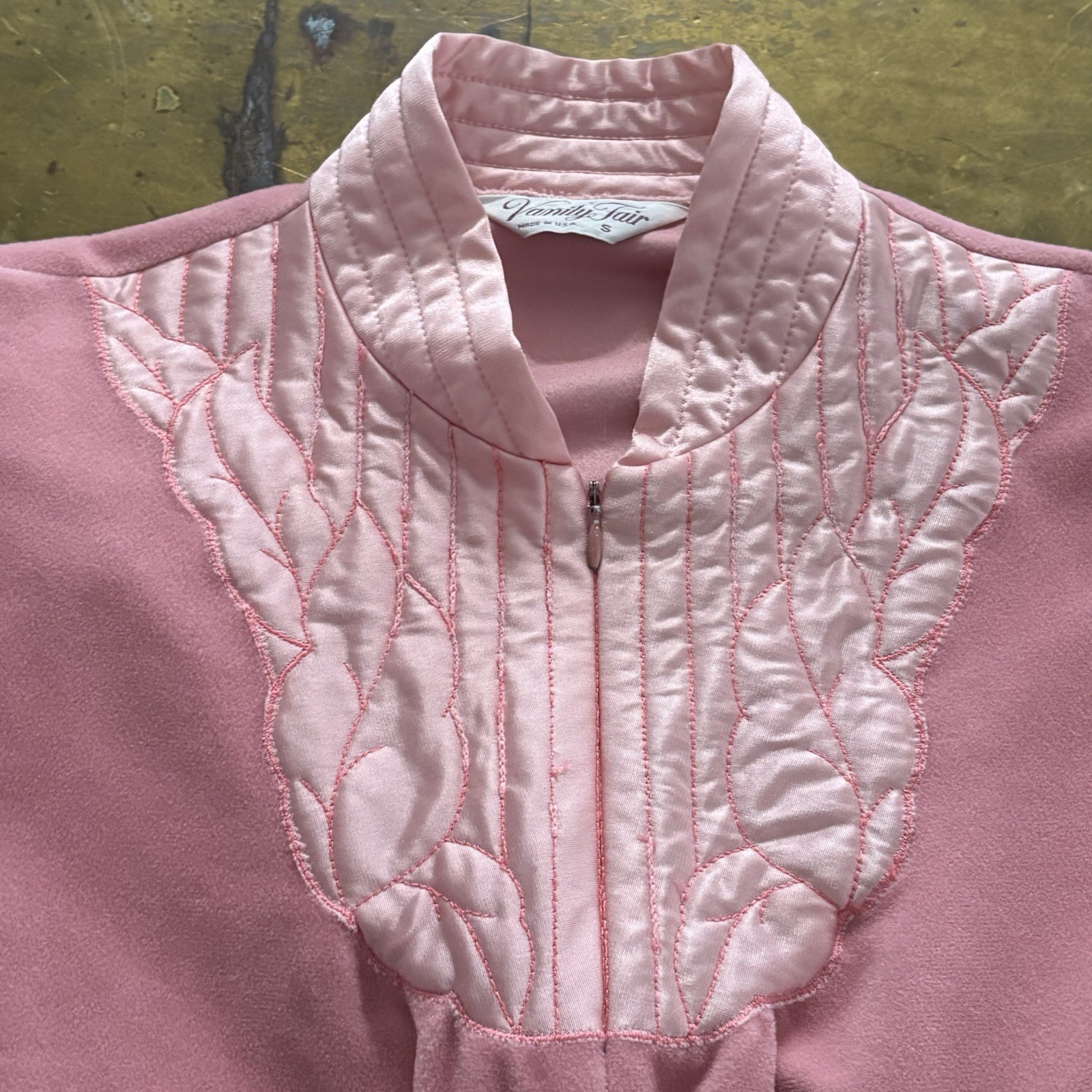 Vtg Vanity Fair Sz S Dacron Polyester Robe Pink Zipper Lounger Pocket Grannycore