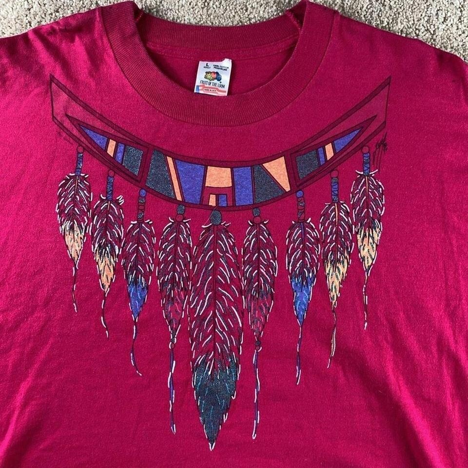Vintage Fruit of the Loom Pink Feather Graphic T-Shirt L Single Stitch USA Made