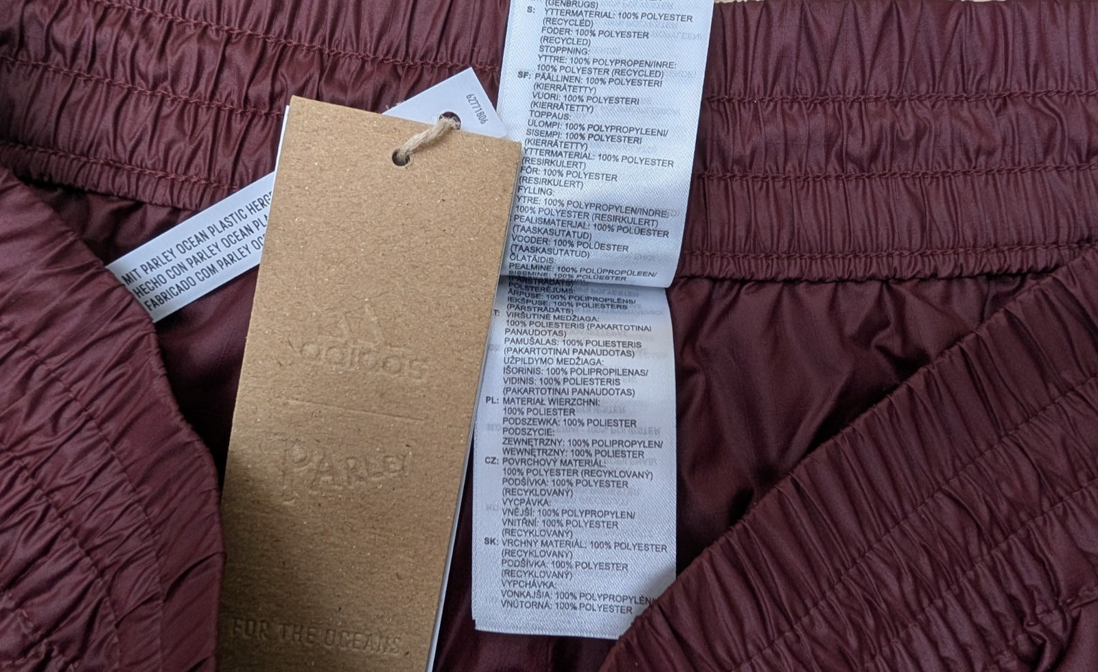 ADIDAS New Parley Shorts M Burgundy Sports Yoga Casual Running Hiking Gym