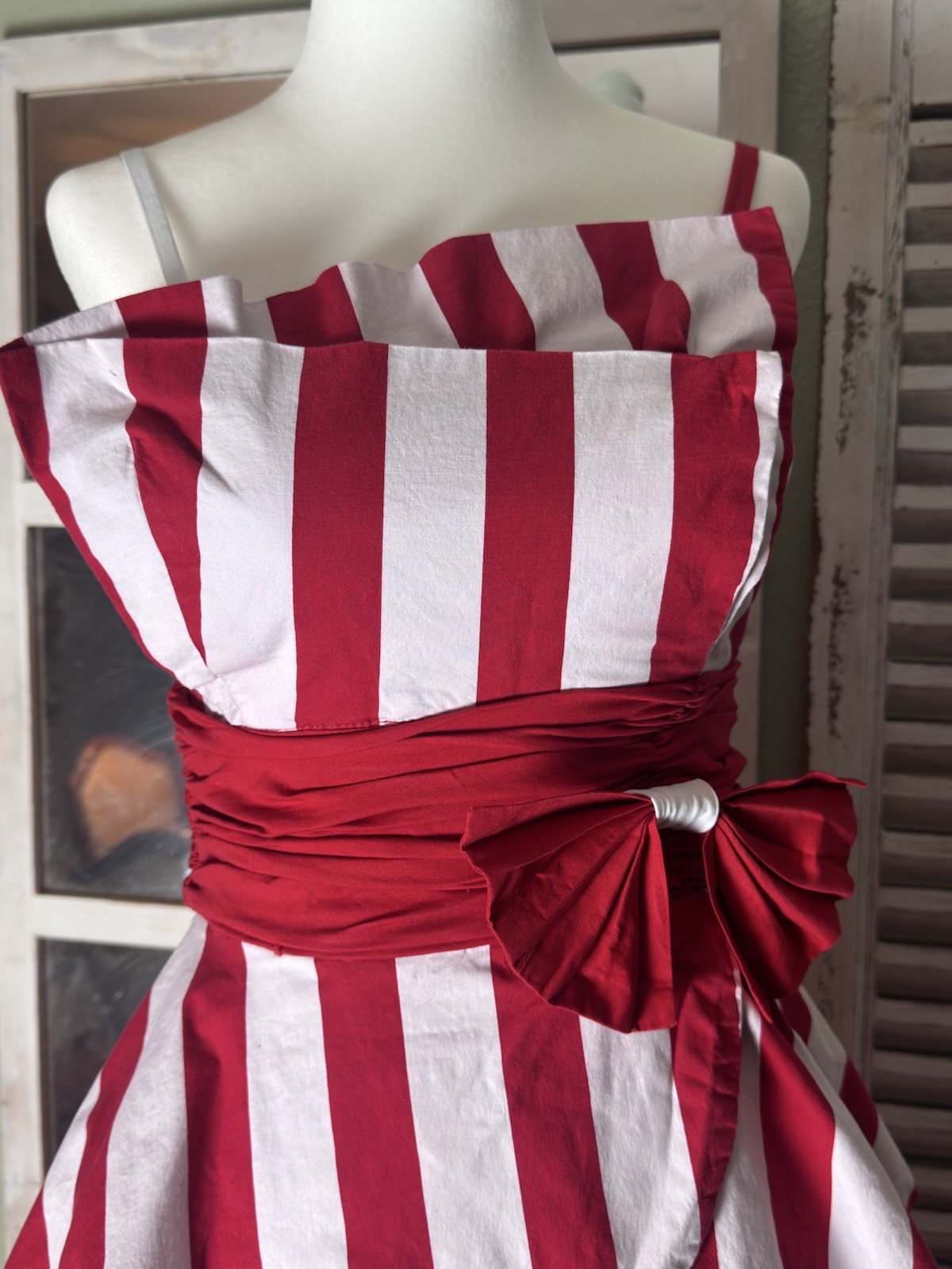 vintage-inspired peplum wiggle dress By Tatyana