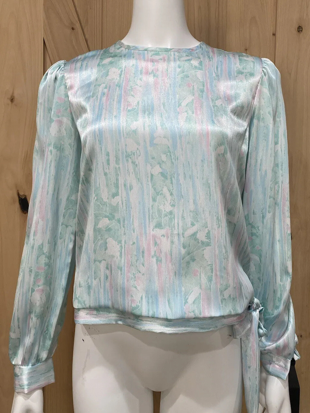 Vintage Lisa Michaels 1980s Pastel Blouse Tie Hem Waist size 6 Shirt