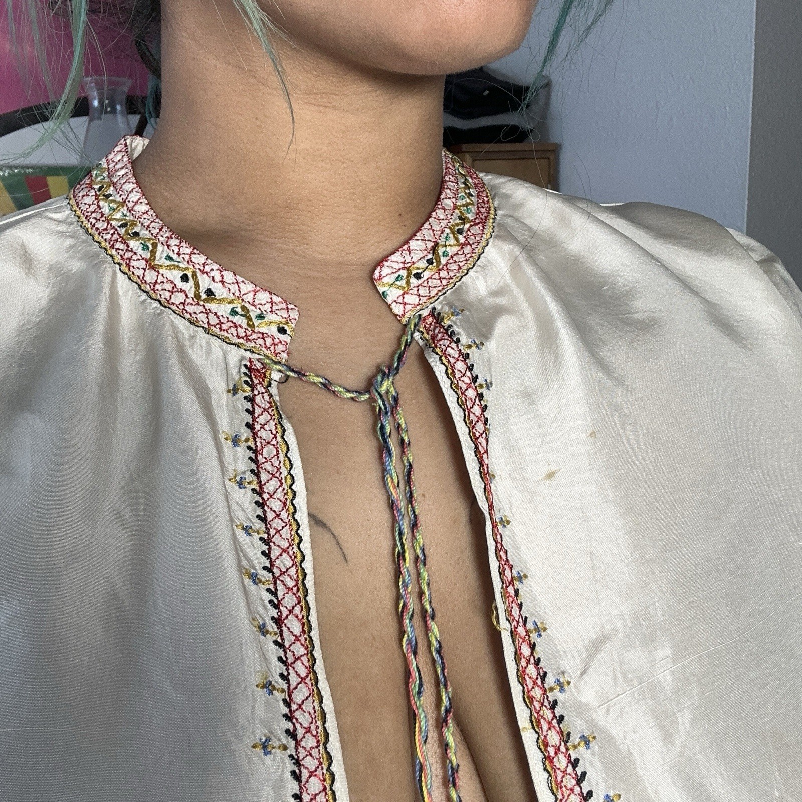 100% Vintage Silk Embroidered Boho Top Size S