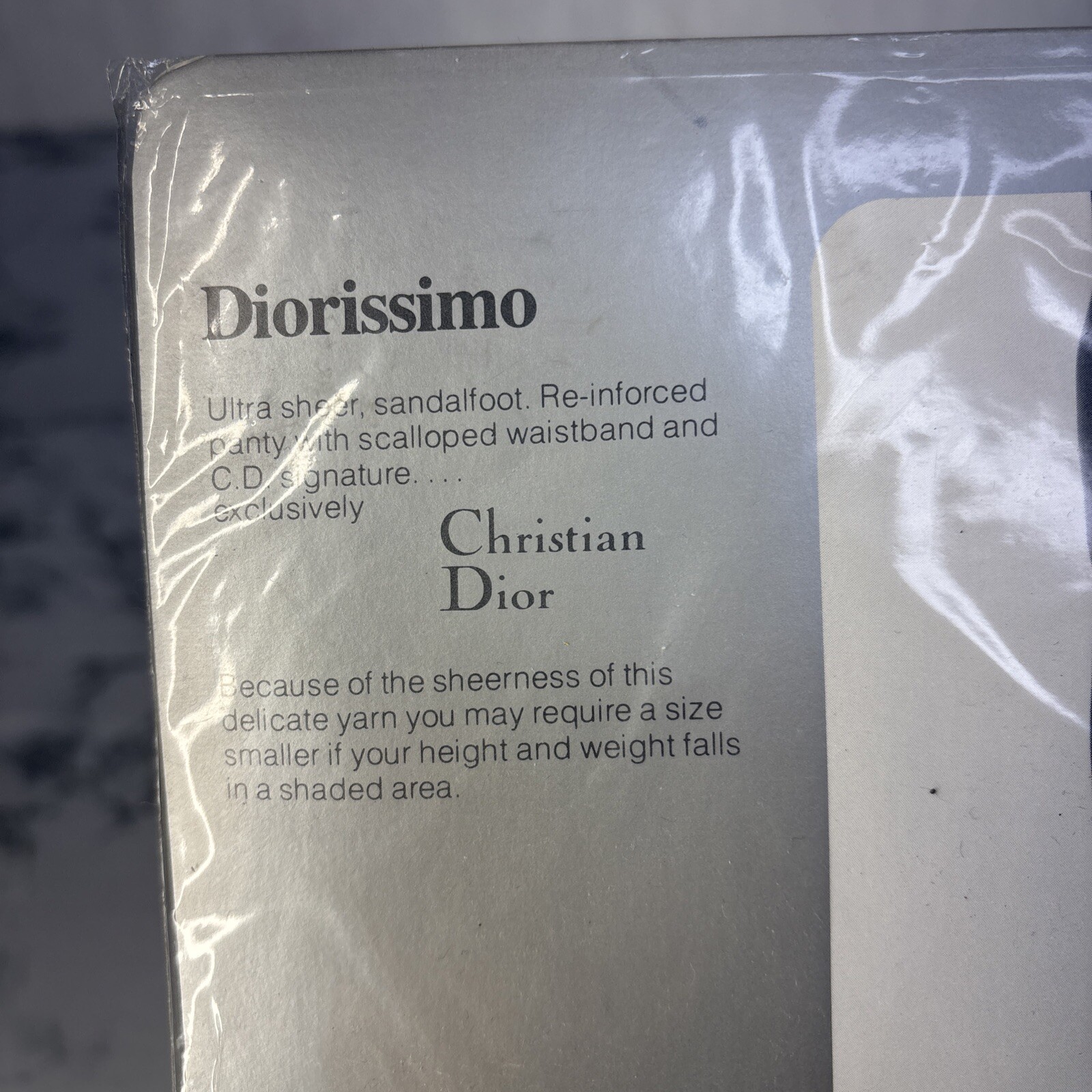 VINTAGE CHRISTIAN DIOR PANTYHOSE SIZE 4 ULTRASHEER DIORISSIMO Flaxen 4443