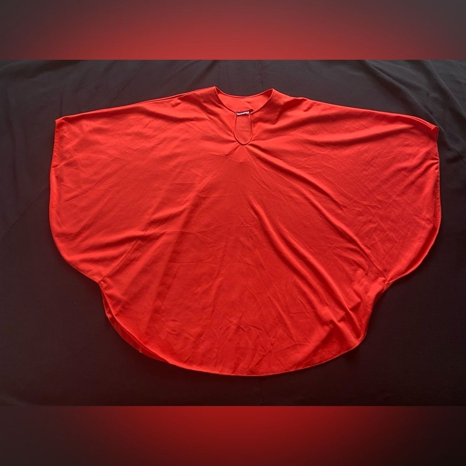 Vintage Shapely Bell/Kimono Sleeves Polyester Blouse! M/L OSFM