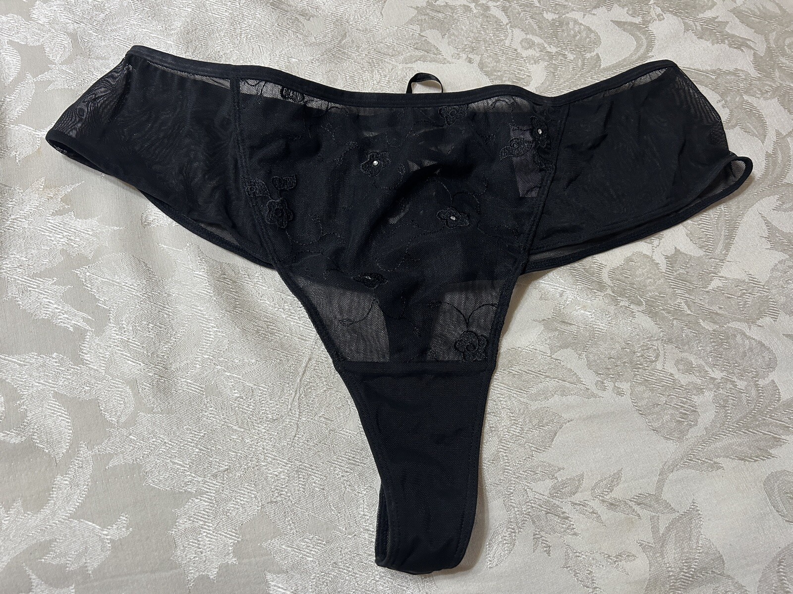 Vtg CACIQUE Sheer Embellished Embroidered Tie Back 18/20 Black Thong Panties