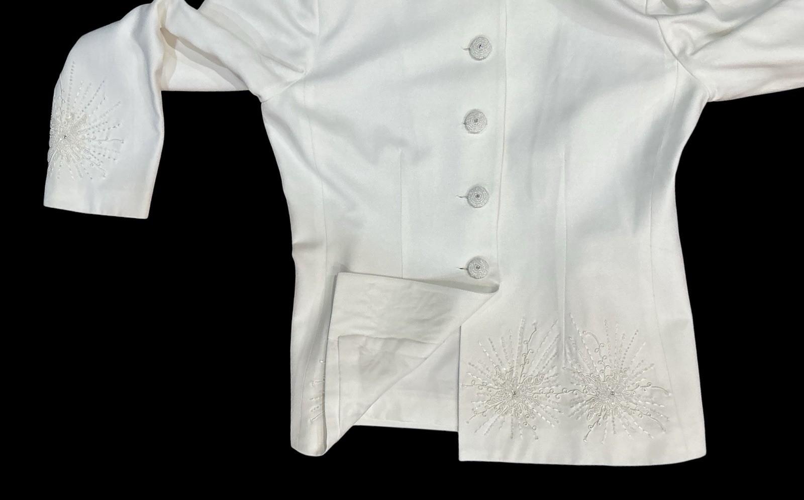 R & M Richards by Karen Kwong 10P White Beaded Two Piece Skirt Suit Set Jacket &