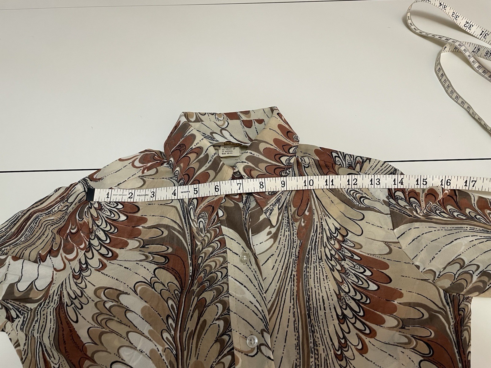 Vintage 1970s Disco Psychedelic Feather Swirls Hippie Retro Shirt Top small