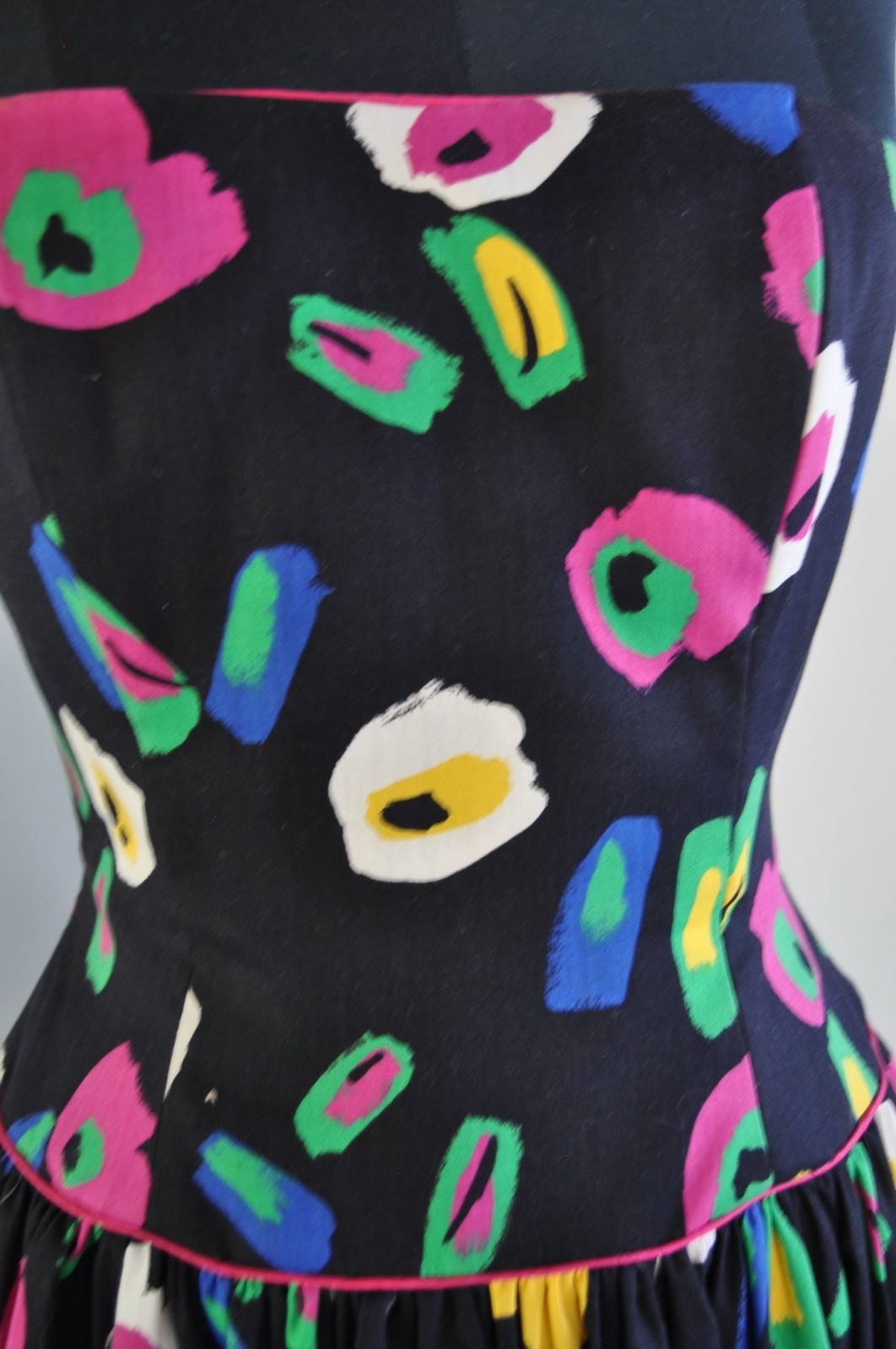 Vintage Prom Dress 1980’s AJ Bari Size 8 Black with Geometric Pattern Drop Waist