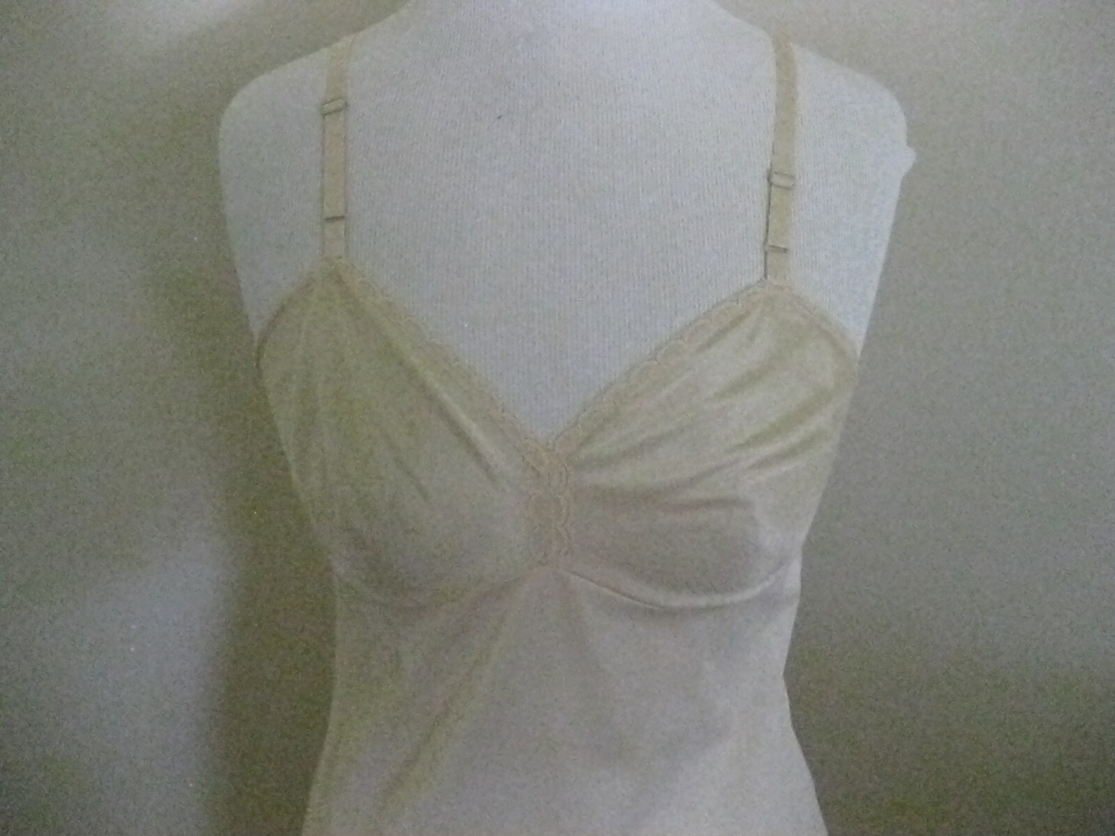 Vanity Fair Women’s 32 L Vintage Beige Silky Long Nylon Full Maxi Dress Slip