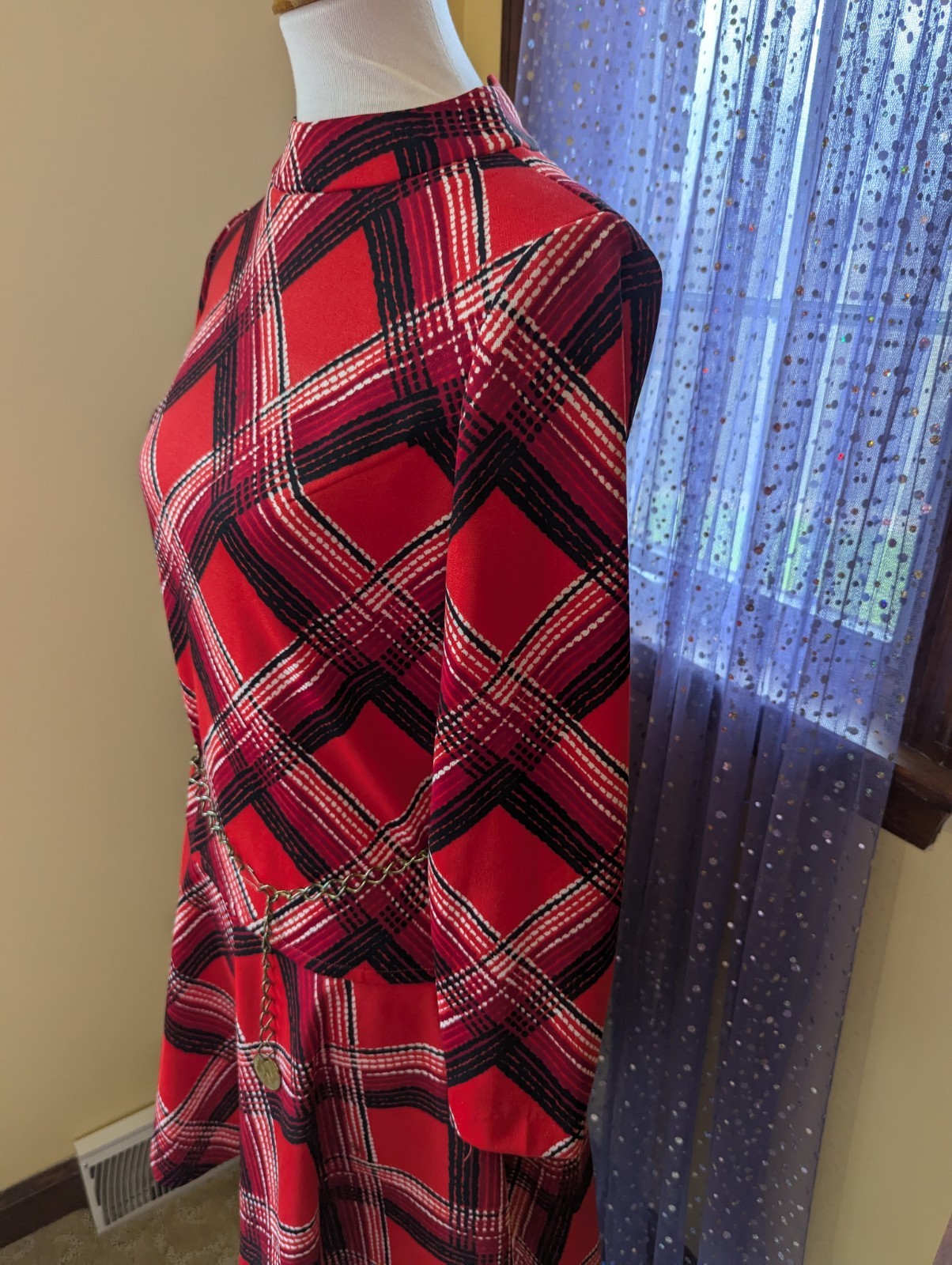 Vintage 70’s Mod Schoolgirl Red Plaid It’s Better Polyester Knit Mini Dress S/M