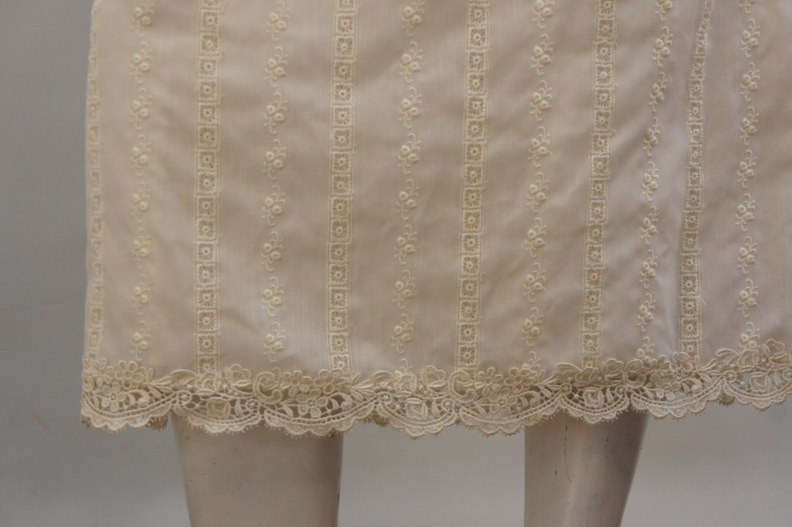 Vintage 70s Creme White Prairie Lace Blouse And Skirt Set Boho Cottagecore