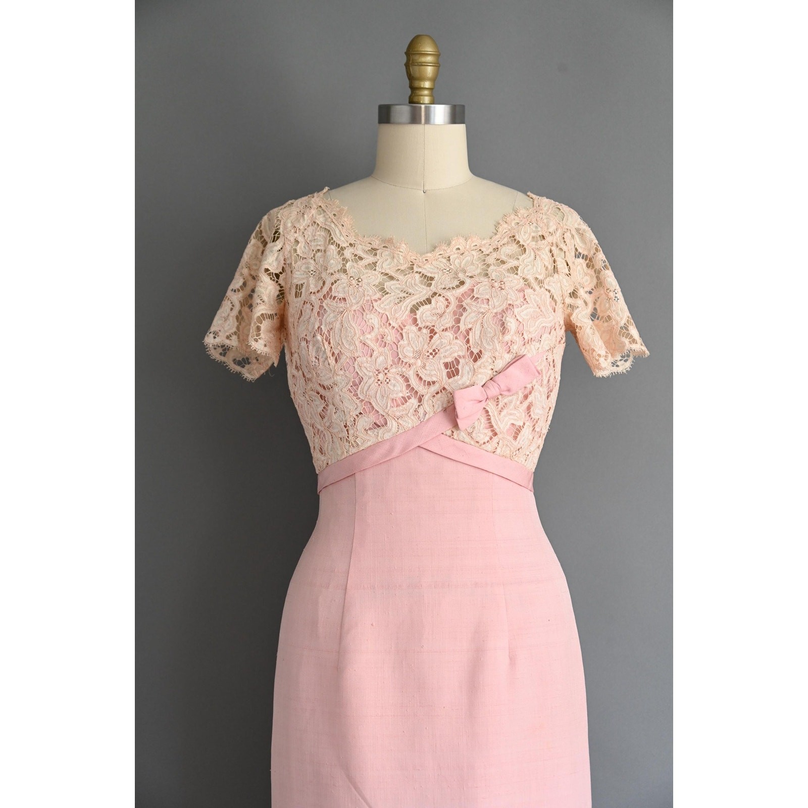 vintage 1950s dress | Terry Allen Pastel Pink Lace cocktail Dress | Medium